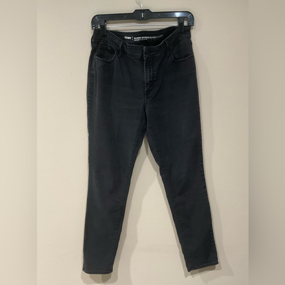 🍏🍏 Old Navy Black Women’s Super Skinny  Mid-Rise Jeans, Size 10 Regulat